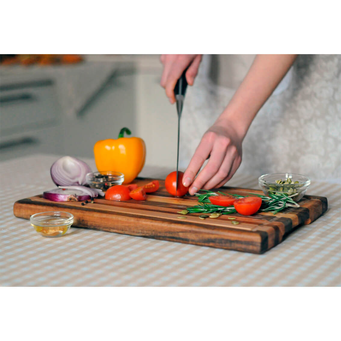 Perfect Wooden chopping board for your kitchen!
